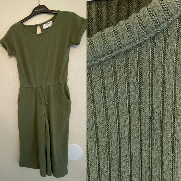 Old Navy green cozy ribbed short sleeve wide leg crop knit jumpsuit romper 10/12 - Picture 1 of 11